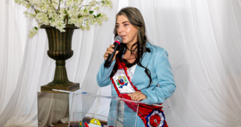 VEREADORES PARABENIZA A PREFEITA PELA PASSAGEM DO SEU ANIVERSÁRIO