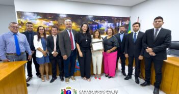 EMPRESÁRIO RECEBE VOTOS DE APLAUSOS EM SESSÃO ORDINÁRIA